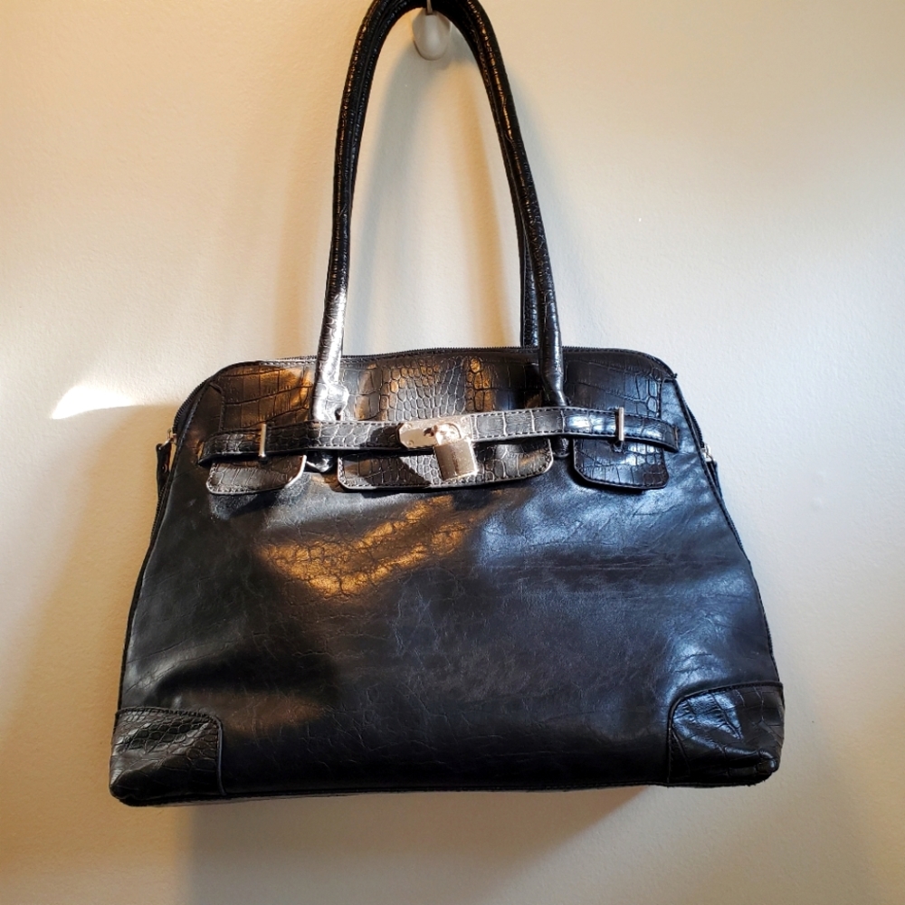 Leather purse